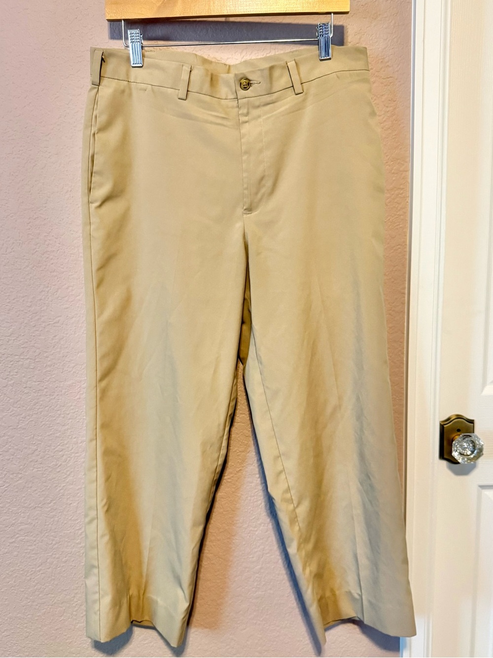 PGA TOUR Khaki Men’s Slacks 33 x 25